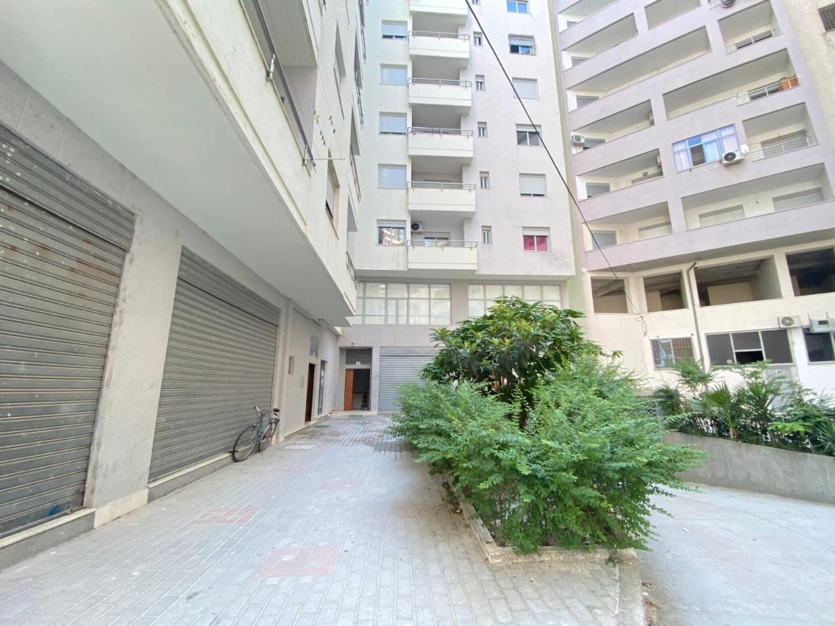 Agustin Apartament Vlora Bagian luar foto