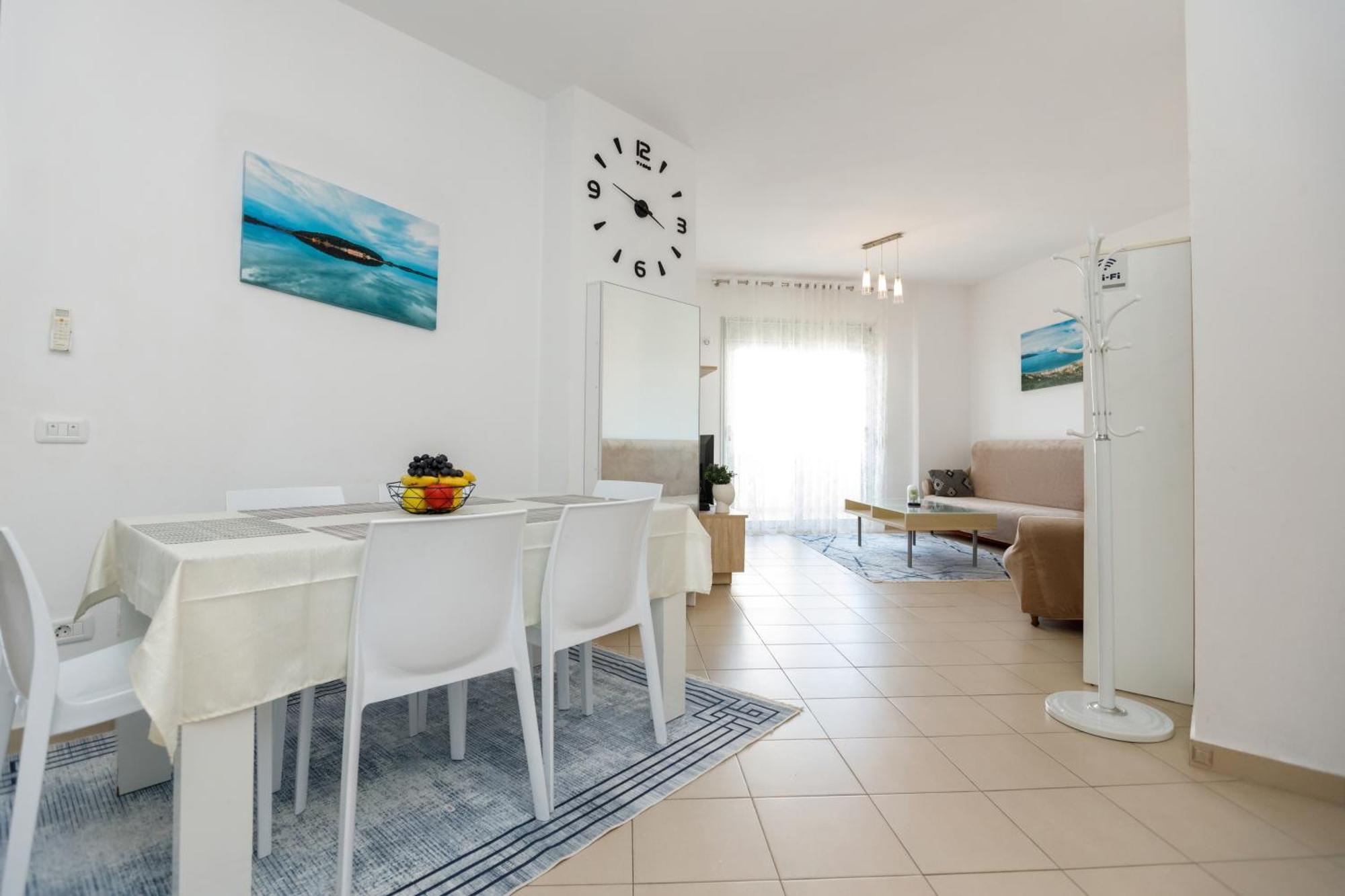 Agustin Apartament Vlora Bagian luar foto